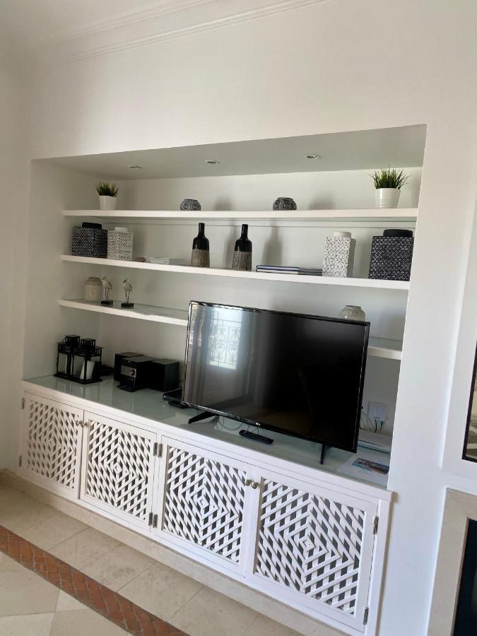 Beautiful Apartment For Rent In Quinta Do Lago With Excellent Resort Facilities Close To Lake And Beach. Ngoại thất bức ảnh