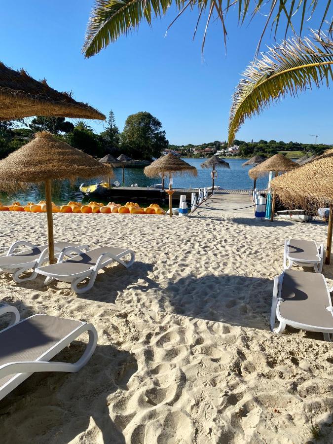 Beautiful Apartment For Rent In Quinta Do Lago With Excellent Resort Facilities Close To Lake And Beach. Ngoại thất bức ảnh